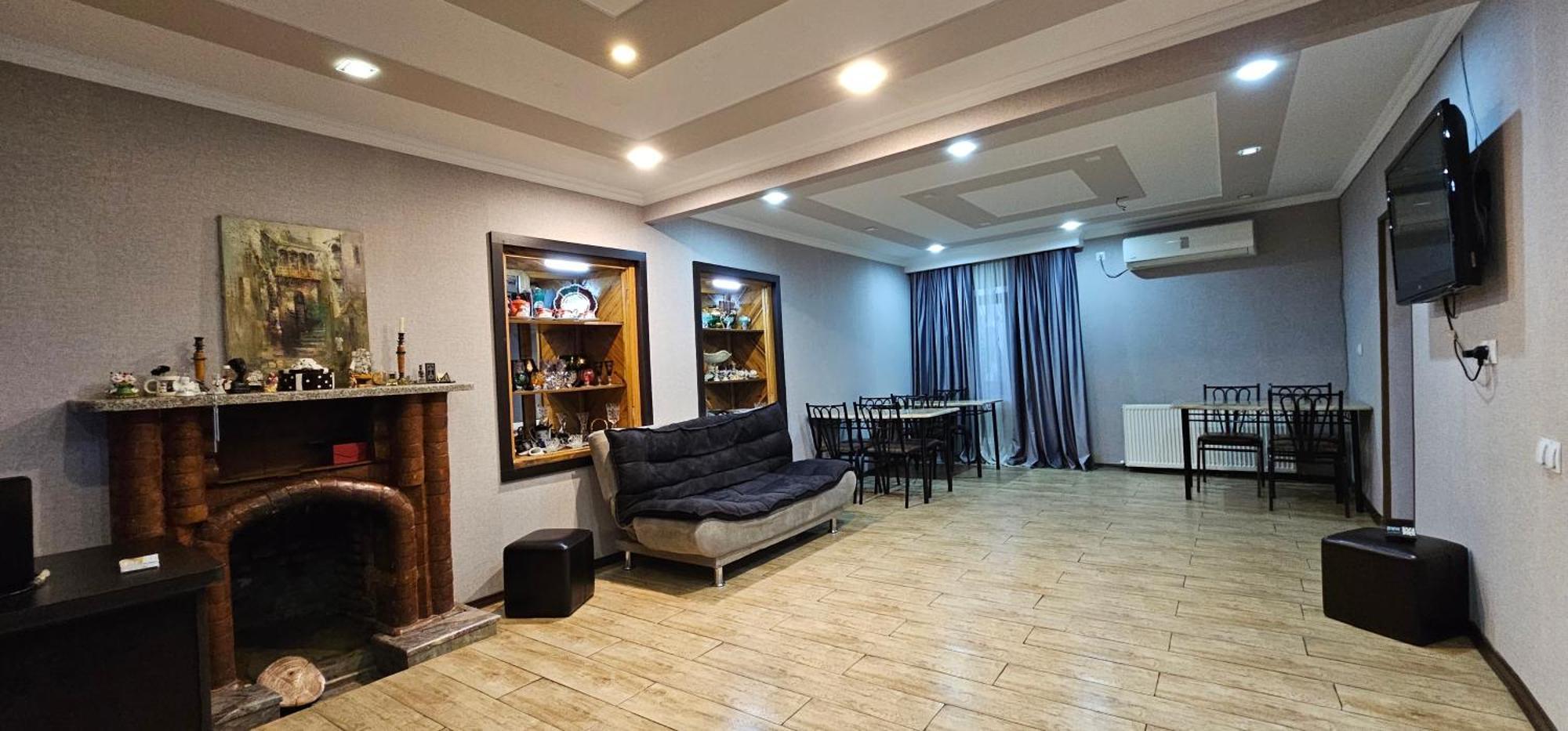 7 Rooms Tbilisi Buitenkant foto