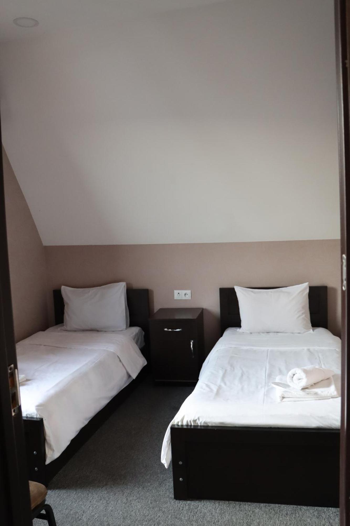 7 Rooms Tbilisi Buitenkant foto