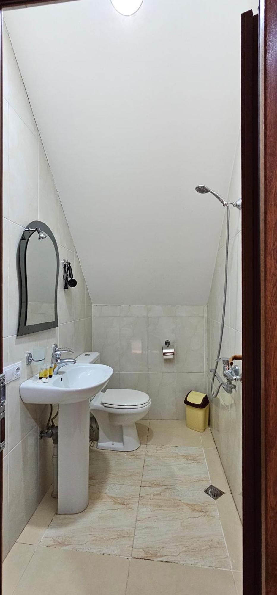 7 Rooms Tbilisi Buitenkant foto