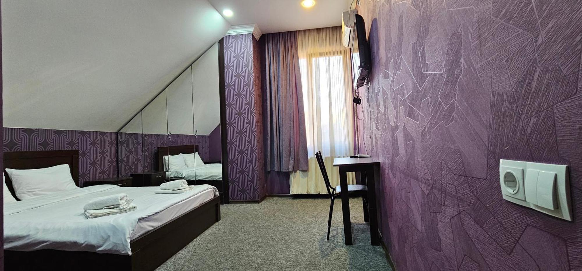 7 Rooms Tbilisi Buitenkant foto