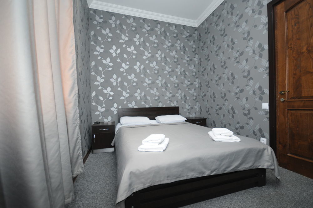 7 Rooms Tbilisi Buitenkant foto